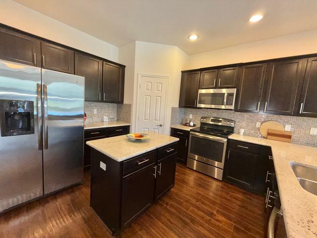 10355 Wellington Parc Drive, Wellington, FL 33449