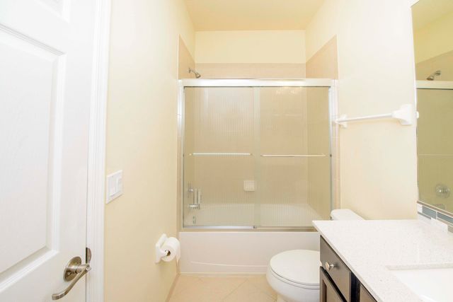 10355 Wellington Parc Drive, Wellington, FL 33449