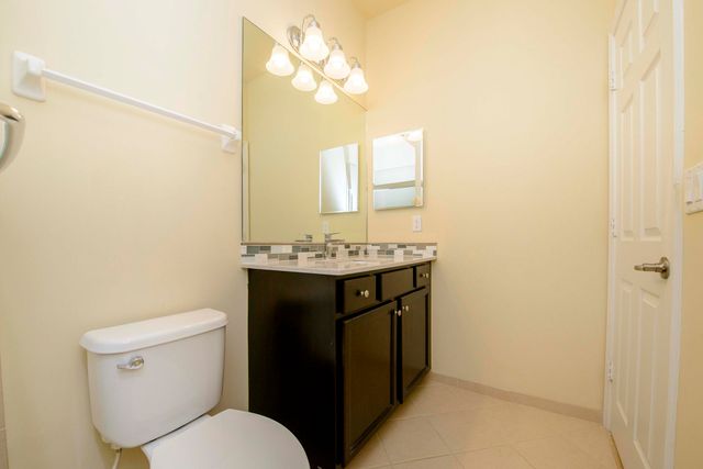10355 Wellington Parc Drive, Wellington, FL 33449