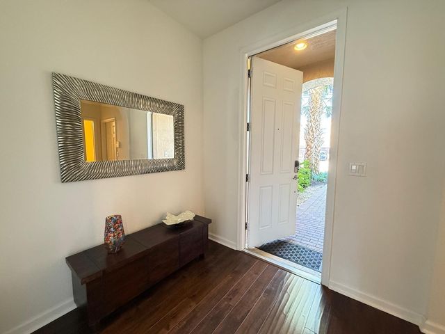 10355 Wellington Parc Drive, Wellington, FL 33449