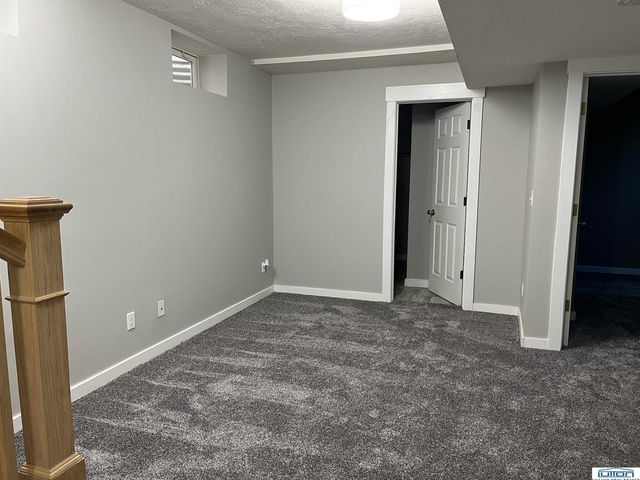 2141 Adams Street, Ashland, NE 68003