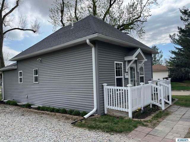 2141 Adams Street, Ashland, NE 68003