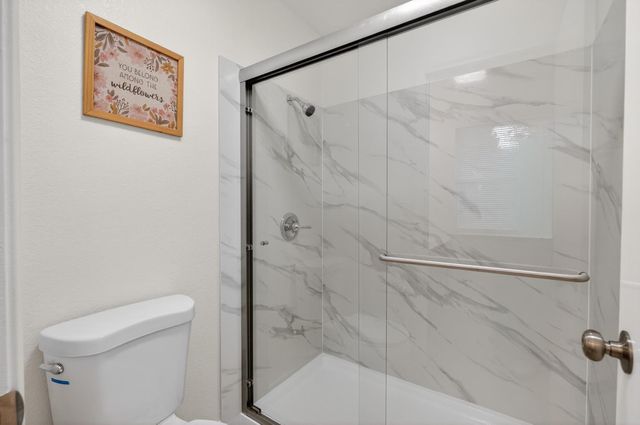 5546 Rightwood Way, Sacramento, CA 95823