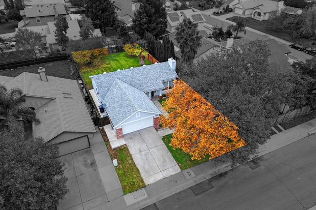 5546 Rightwood Way, Sacramento, CA 95823