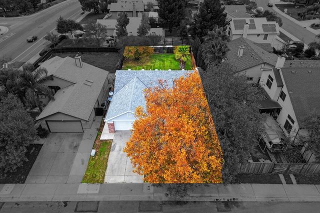 5546 Rightwood Way, Sacramento, CA 95823