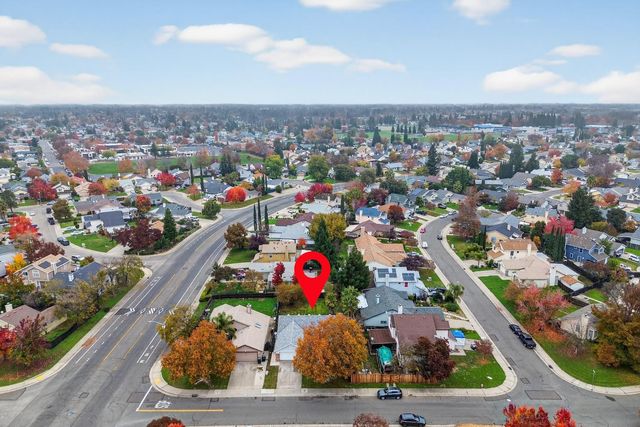 5546 Rightwood Way, Sacramento, CA 95823