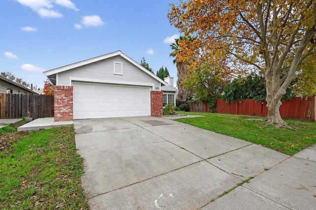 5546 Rightwood Way, Sacramento, CA 95823