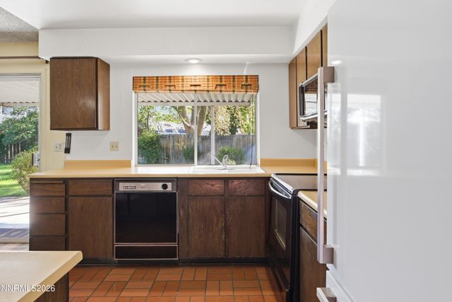 990 Ralph Court, Sparks, NV 89434