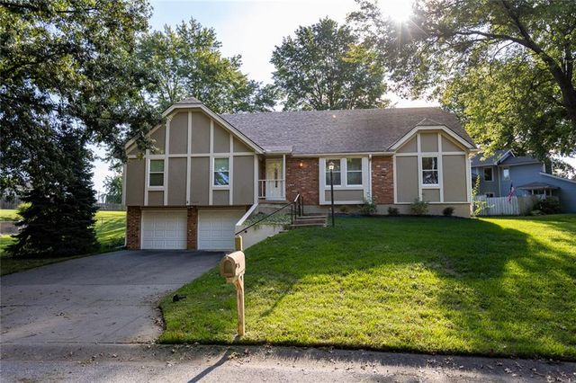 1629 NE 97th Street, Kansas City, MO 64155