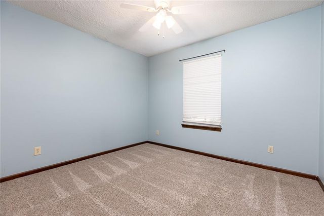 1629 NE 97th Street, Kansas City, MO 64155