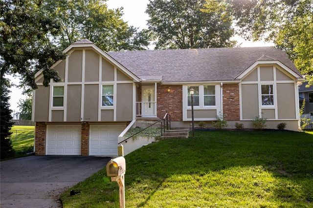 1629 NE 97th Street, Kansas City, MO 64155