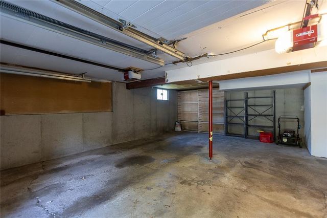 1629 NE 97th Street, Kansas City, MO 64155