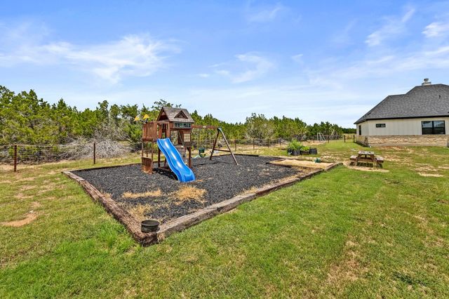 105 Yellow Senna PL, Liberty Hill, TX 78642