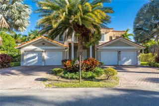 19529 SW 80th Ct, Cutler Bay, FL 33157