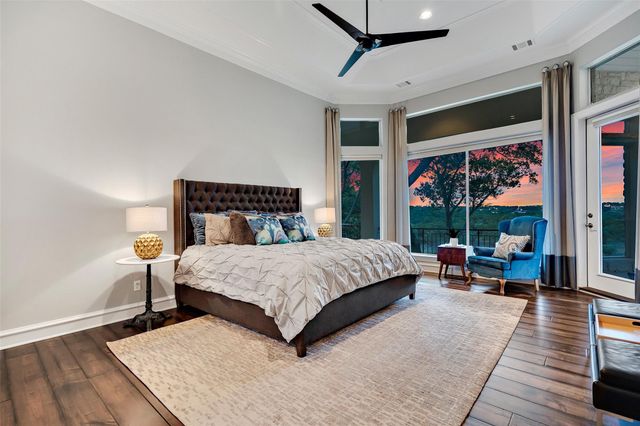 601 S Angel Light DR, Spicewood, TX 78669