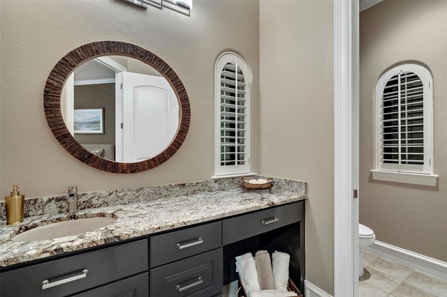 601 S Angel Light DR, Spicewood, TX 78669