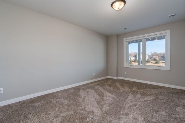34 N Pointe Court, North Mankato, MN 56003
