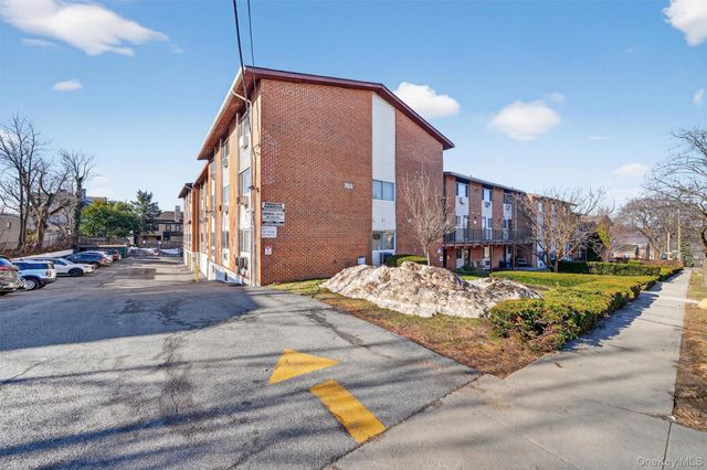 150 Glenwood Avenue F5, Yonkers, NY 10703