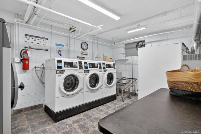 150 Glenwood Avenue F5, Yonkers, NY 10703