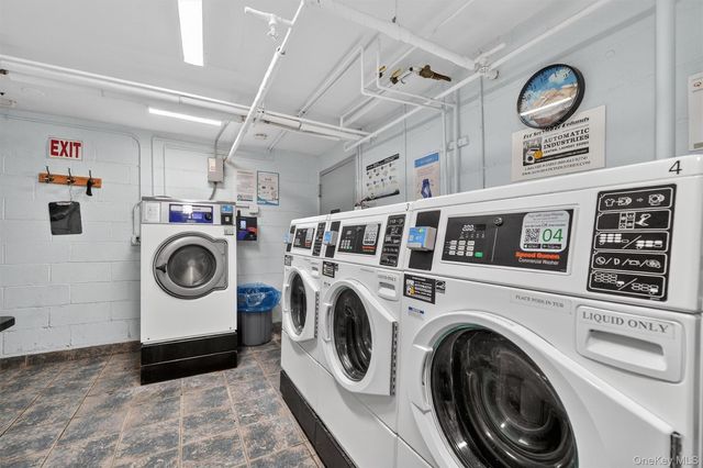 150 Glenwood Avenue F5, Yonkers, NY 10703