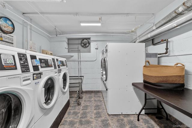 150 Glenwood Avenue F5, Yonkers, NY 10703