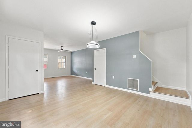 185 RANCOCAS RD, Mount Holly, NJ 08060