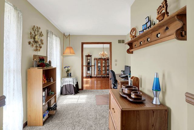 8 Marys Court, Whiteland, IN 46184