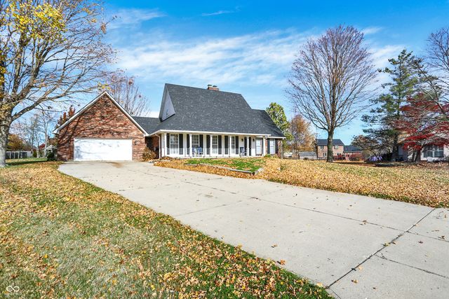 8 Marys Court, Whiteland, IN 46184