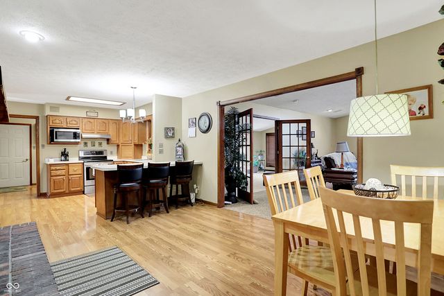 8 Marys Court, Whiteland, IN 46184