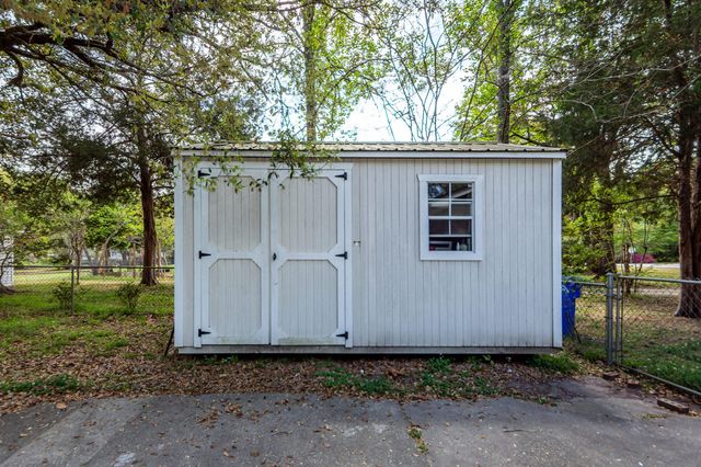 2045 Lake Avenue, Charleston, SC 29414