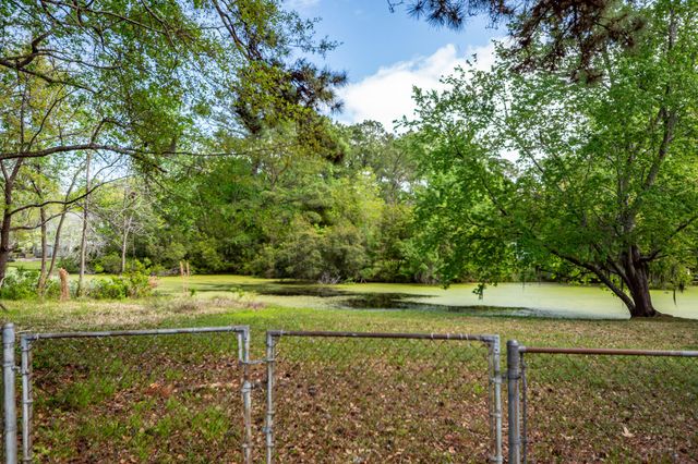 2045 Lake Avenue, Charleston, SC 29414