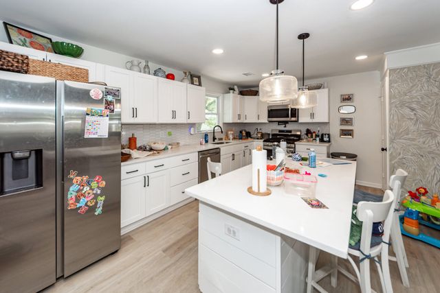 2045 Lake Avenue, Charleston, SC 29414