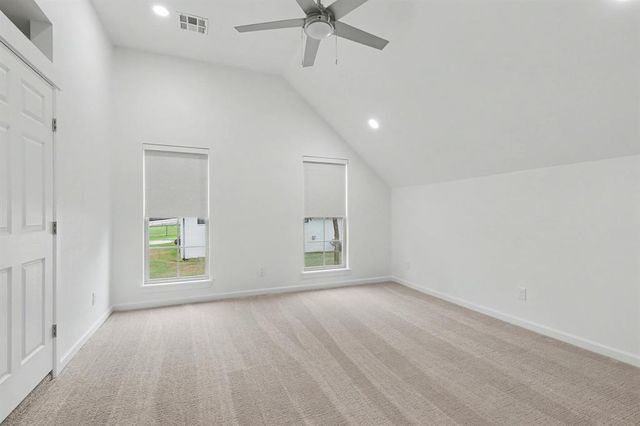 216 N Oaks Road, Harrah, OK 73045