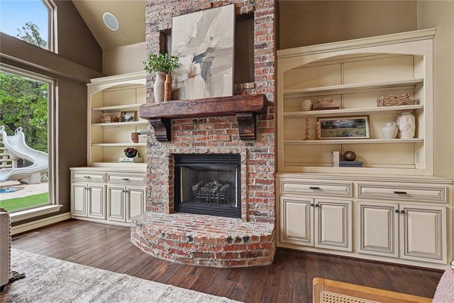 216 N Oaks Road, Harrah, OK 73045