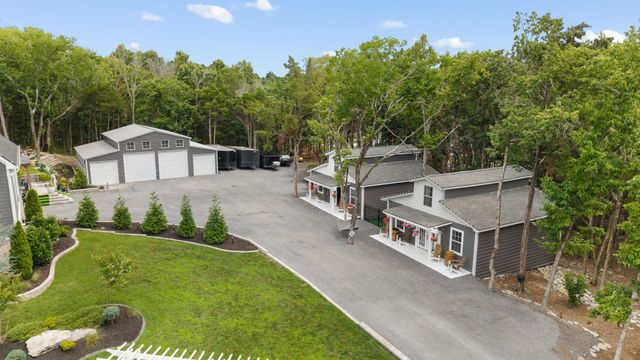 1 Kingsbury Ct, Lebanon, TN 37090