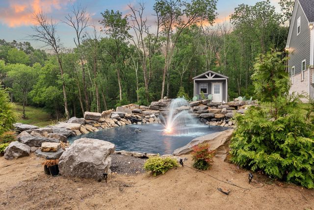 1 Kingsbury Ct, Lebanon, TN 37090