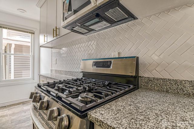 212 Easton Avenue 2, New Brunswick, NJ 08901