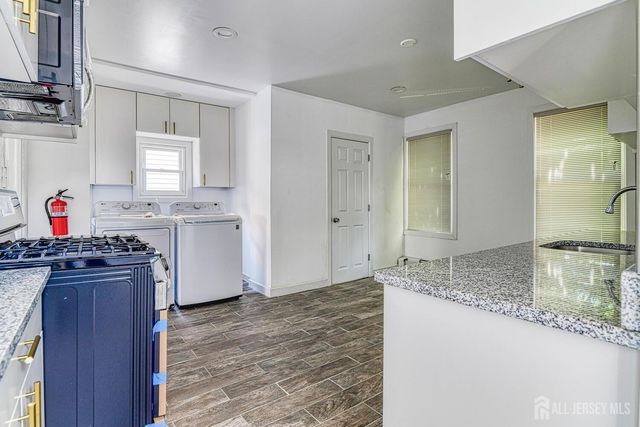 212 Easton Avenue 2, New Brunswick, NJ 08901