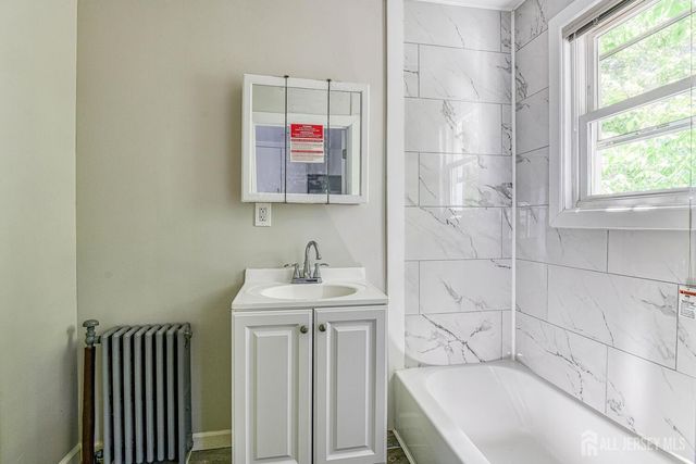 212 Easton Avenue 2, New Brunswick, NJ 08901