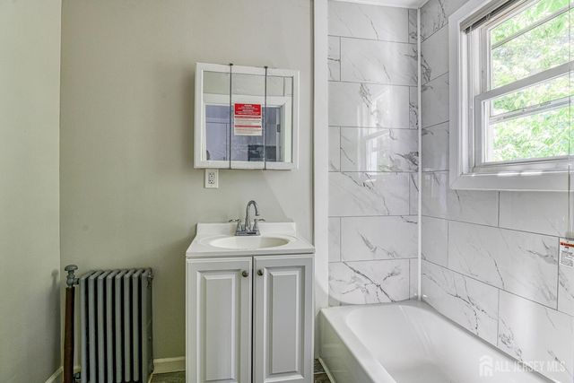 212 Easton Avenue 2, New Brunswick, NJ 08901