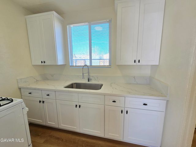 16039 L Street, Mojave, CA 93501