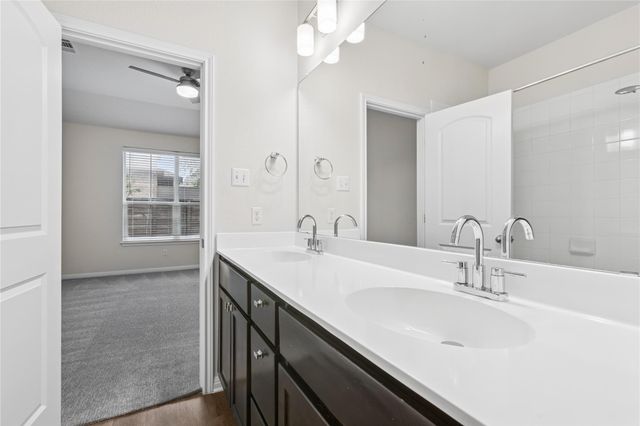 1200 S 10th ST 1703, Pflugerville, TX 78660