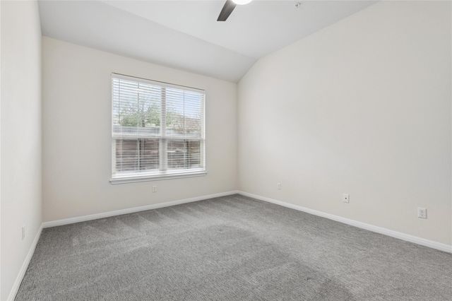 1200 S 10th ST 1703, Pflugerville, TX 78660