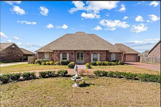 5738 Larch Street, Lake Charles, LA 70605