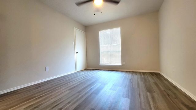 4615 Country Creek Drive 1030, Dallas, TX 75236