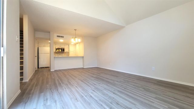 4615 Country Creek Drive 1030, Dallas, TX 75236