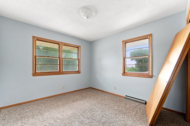 2432 Mansfield Drive, Des Moines, IA 50317