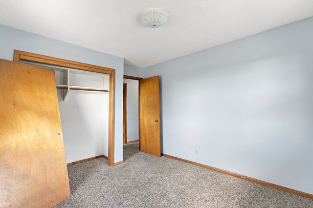 2432 Mansfield Drive, Des Moines, IA 50317