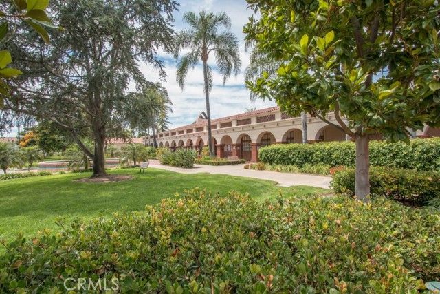 682 Via Alhambra D, Laguna Woods, CA 92637