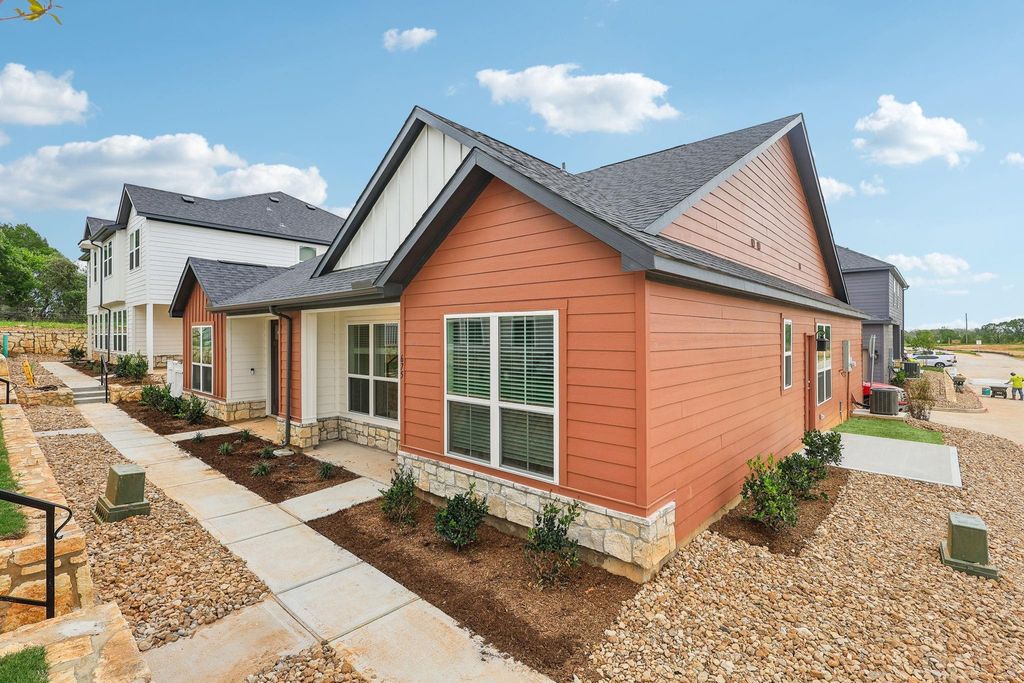 675 Canvas Ave, Fulshear, TX 77441